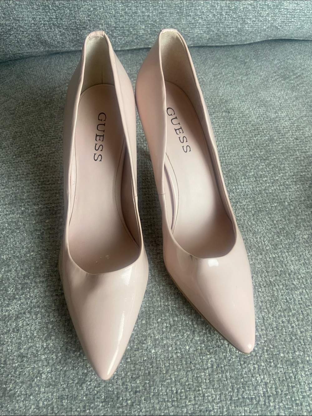 GUESS Blush Patent Pointed-Toe Pumps size 9 M